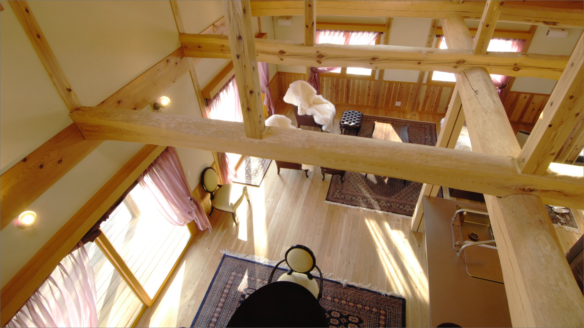 伝統的な木組と大屋根の家 注文住宅 別荘建築 不動産のフォレスト